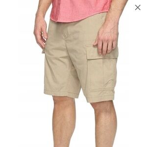 LEVIS SHORT SIZE 33W